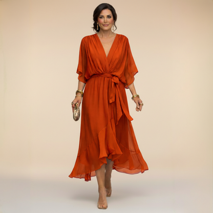 Avora Lyon | Robe en chiffon à décolleté V