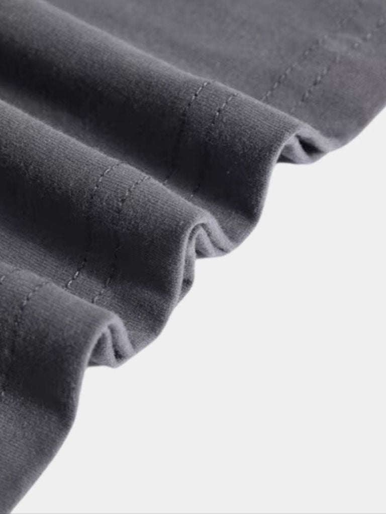 Avora Lyon | Short Sweater