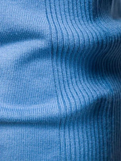 Avora Lyon | Minimalist Sweater