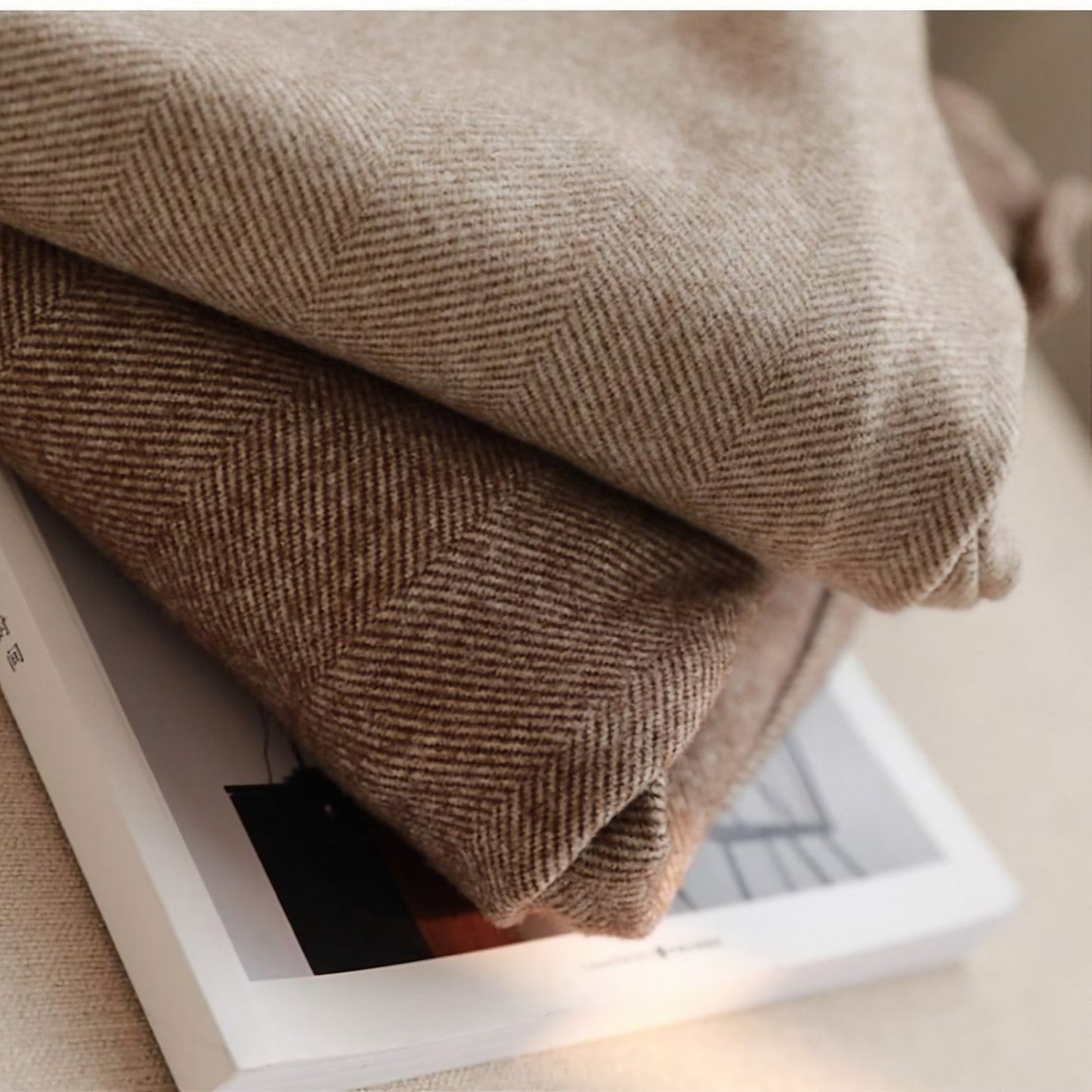 Avora Lyon | Pantalons élégants en pure laine sur mesure