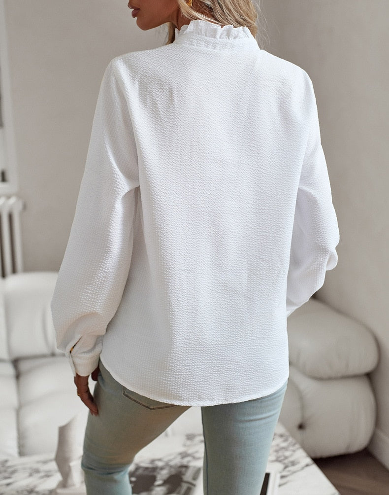 Avora Lyon | Blusa contemporánea con botones