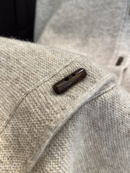 Avora Lyon | Cardigan en laine tricotée de qualité supérieure