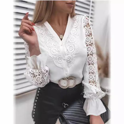 Avora Lyon | Blouse à détails en dentelle