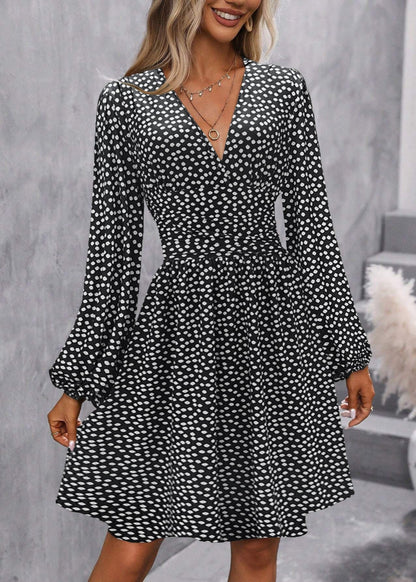 Avora Lyon | Robe Courte Élégante à Plis