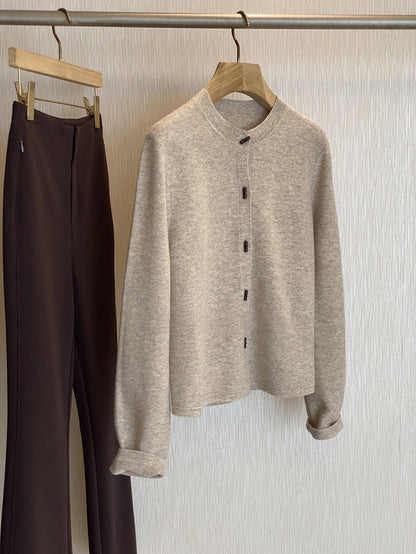 Avora Lyon | Cardigan en laine tricotée de qualité supérieure