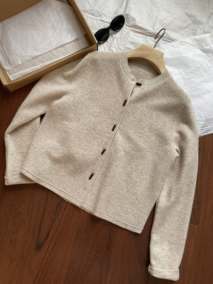 Avora Lyon | Cardigan en laine tricotée de qualité supérieure