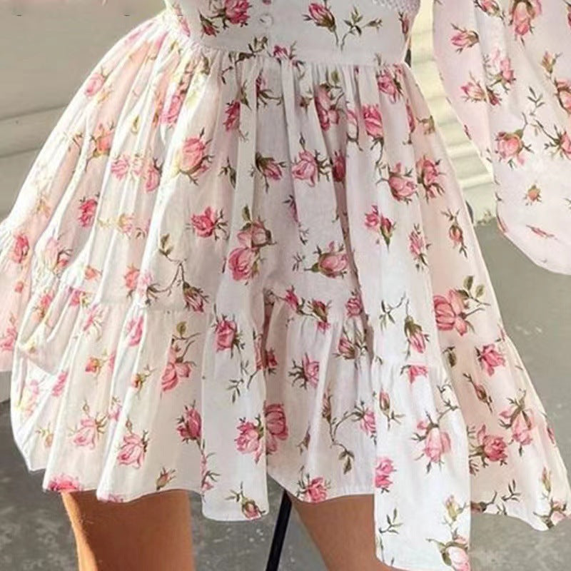Avora Lyon | Robe courte élégante en dentelle douce