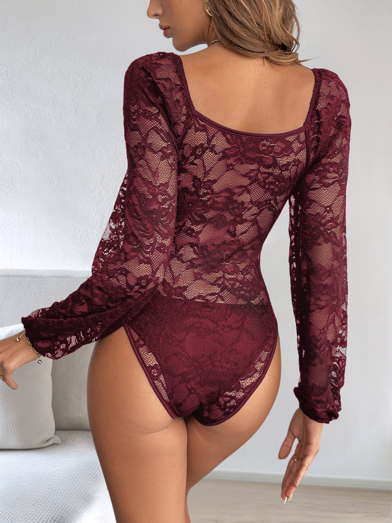 Avora Lyon | Body en dentelle