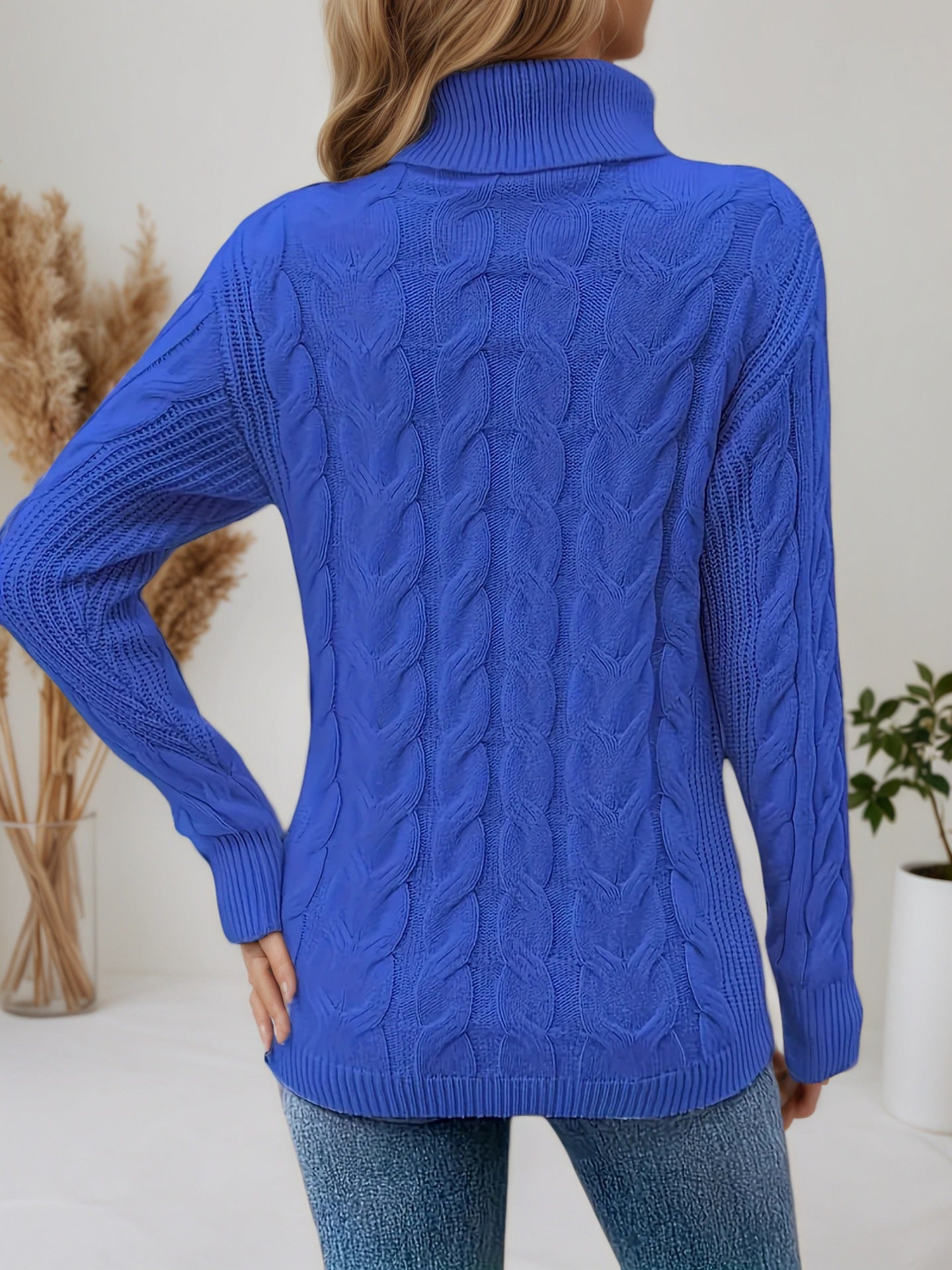 Avora Lyon | Pull à col roulé pour femme avec motif torsadé
