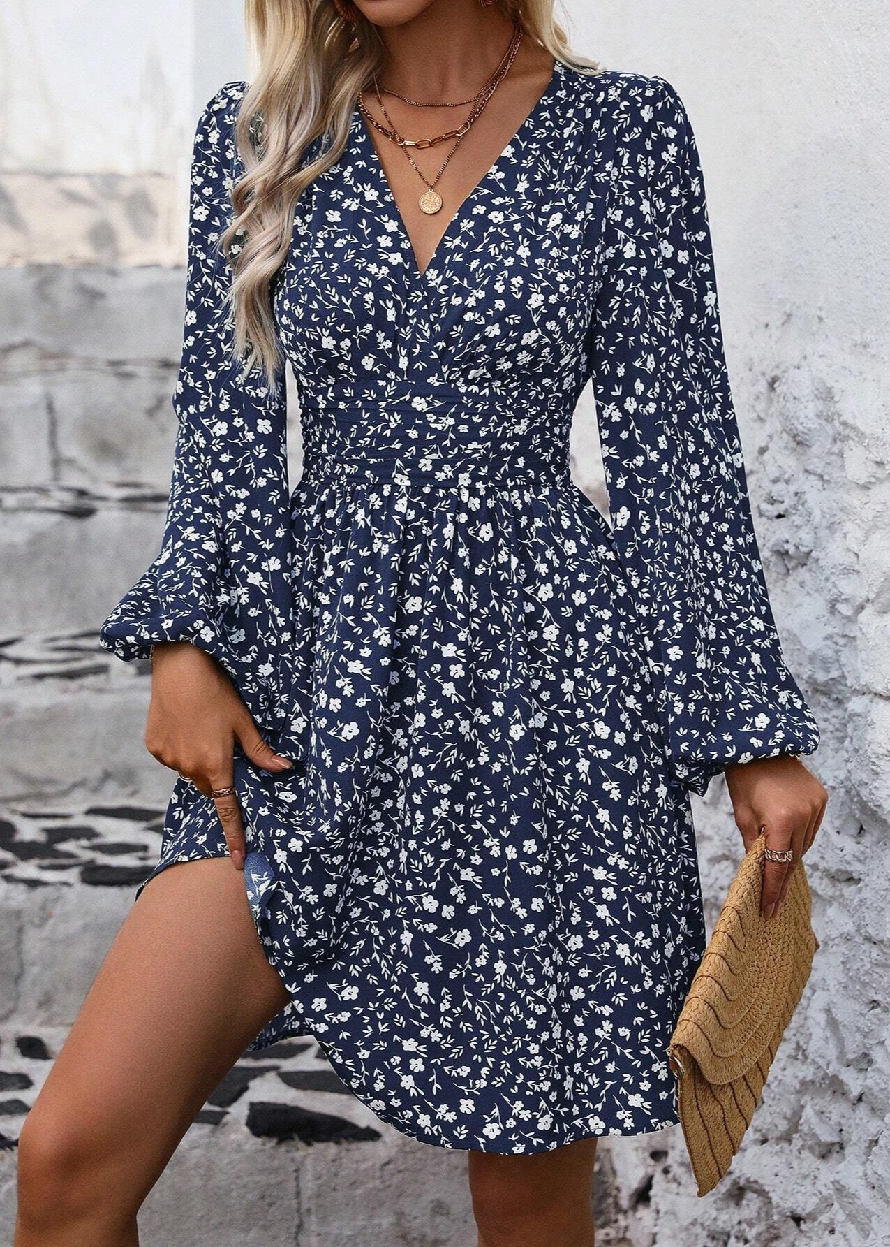 Avora Lyon | Robe Courte Élégante à Plis