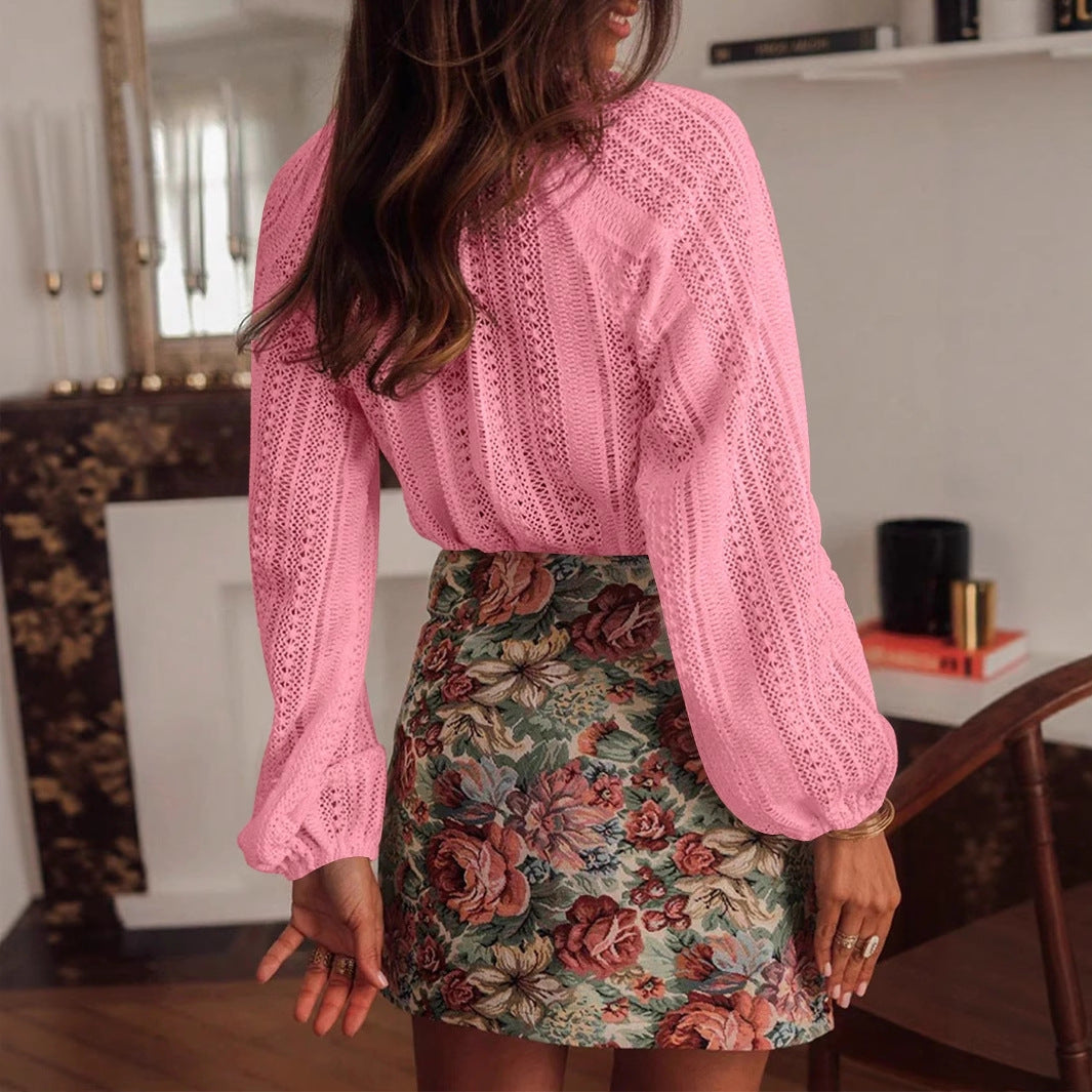 Avora Lyon | Chemisier en dentelle à col en V