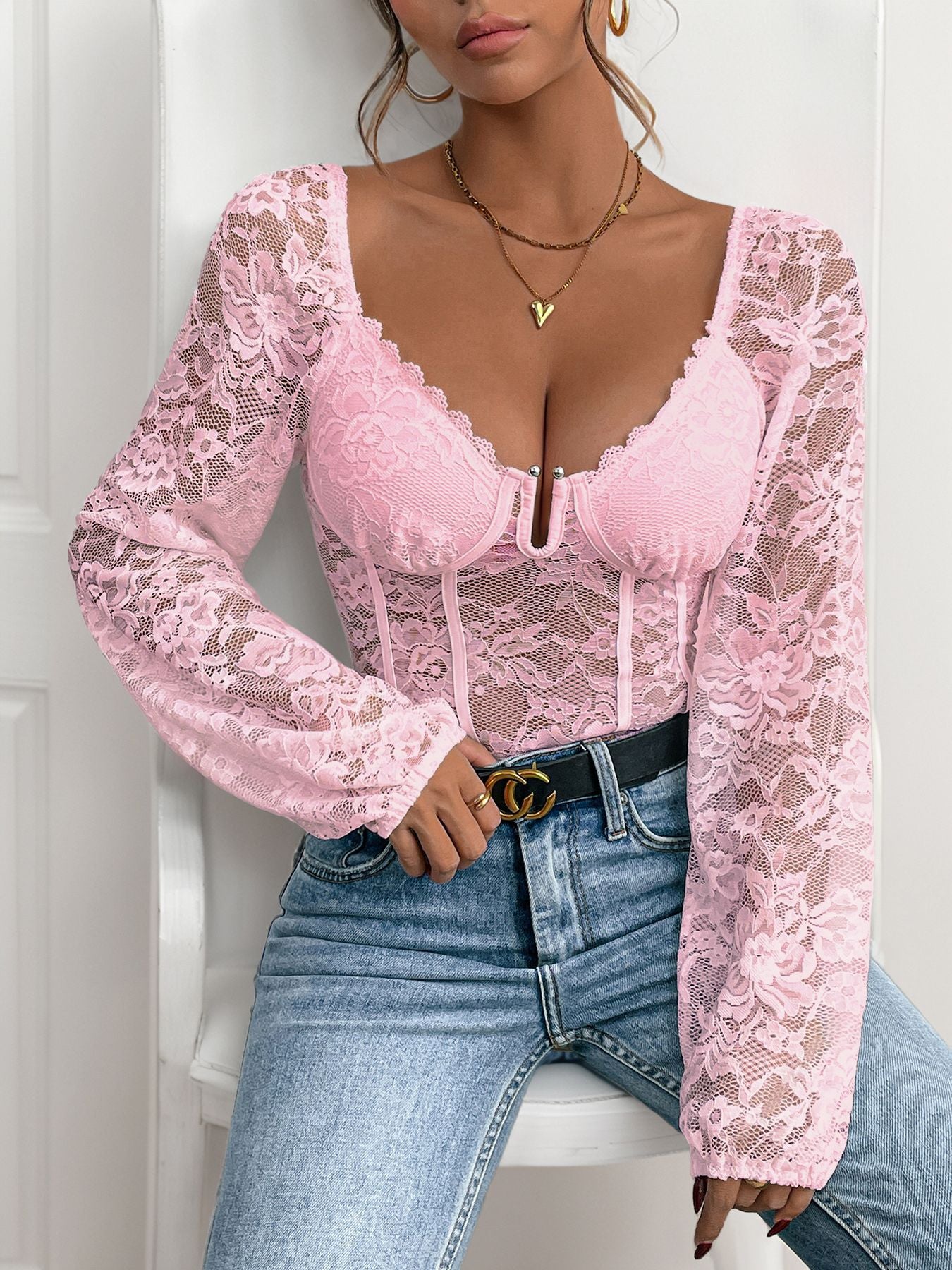 Avora Lyon | Body en dentelle