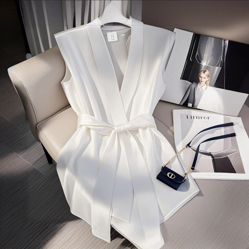 Avora Lyon | Blouse élégante sans manches