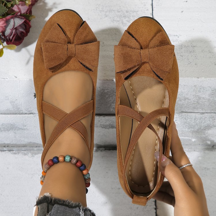 Avora Lyon | Ballerines