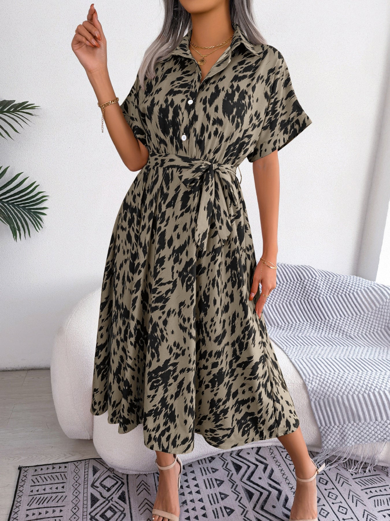 Avora Lyon | Robe décontractée à imprimé léopard