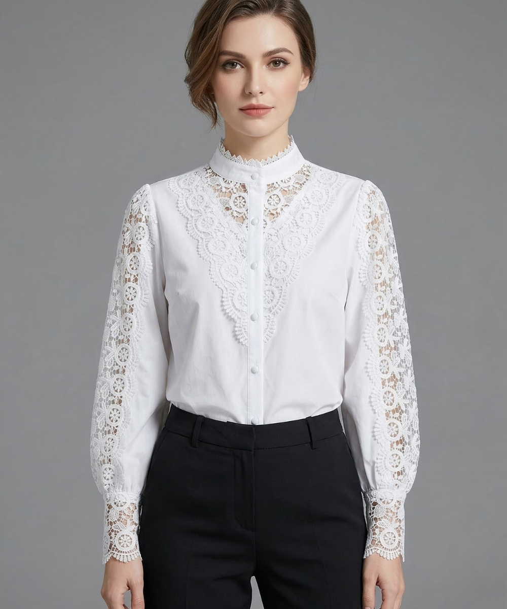 Avora Lyon | Blouse à détails en dentelle