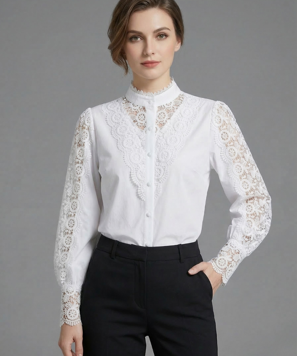 Avora Lyon | Blouse à détails en dentelle