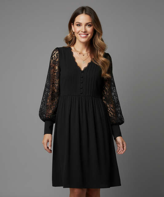 Avora Lyon | Robe Unie À Plissés Et Détails Patchwork