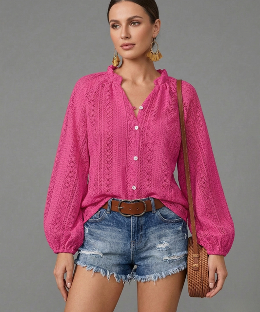 Avora Lyon | Chemisier en dentelle à col en V