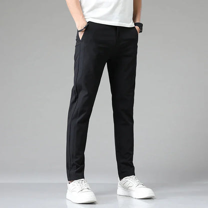 Avora Lyon | Pantalon slimfit ultra léger pour l'été et le sport
