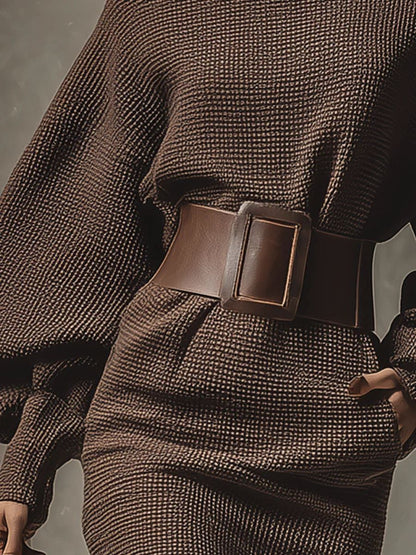 Avora Lyon | Robe maillée courte avec ceinture structurée