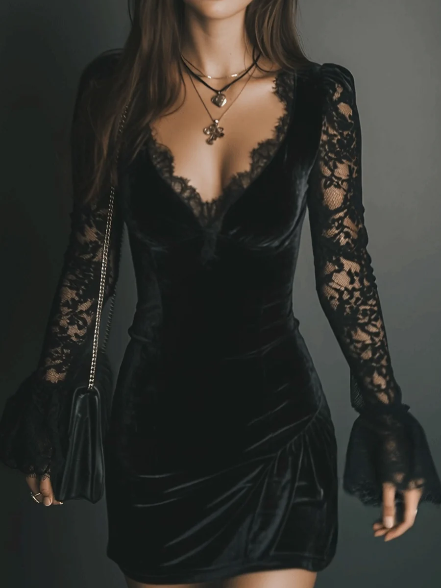 Avora Lyon | Mini robe en velours et dentelle Avora