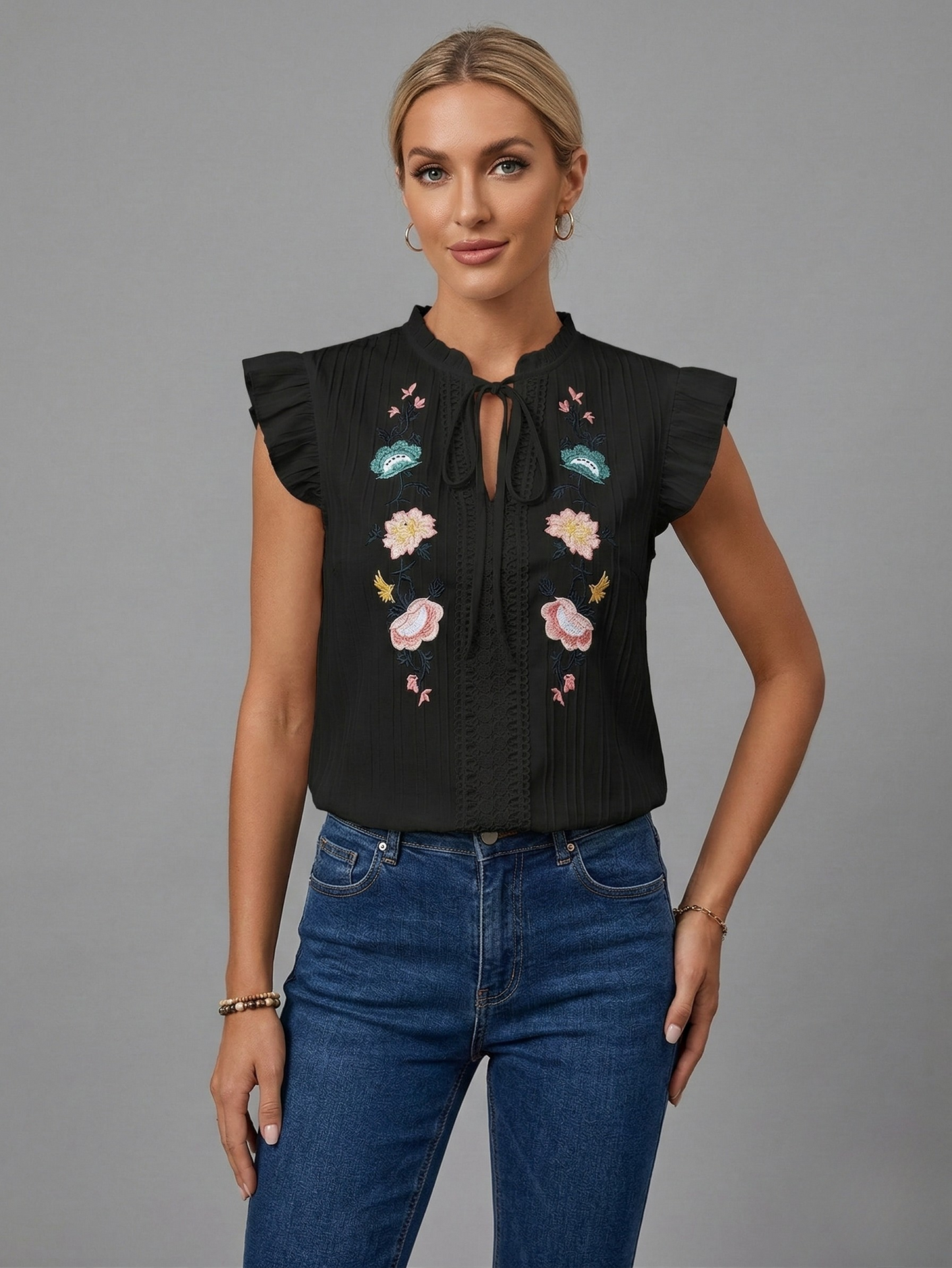 Avora Lyon | Blouse brodée sans manches