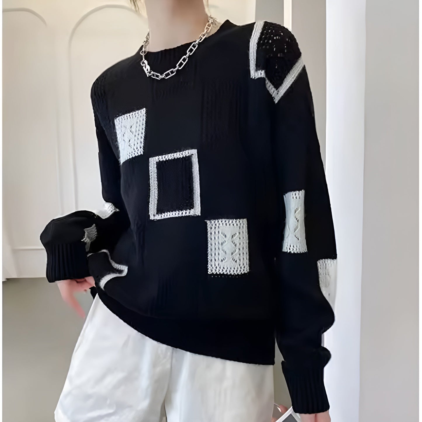 Avora Lyon | Pull Élégant à Motifs Géométriques Ajourés